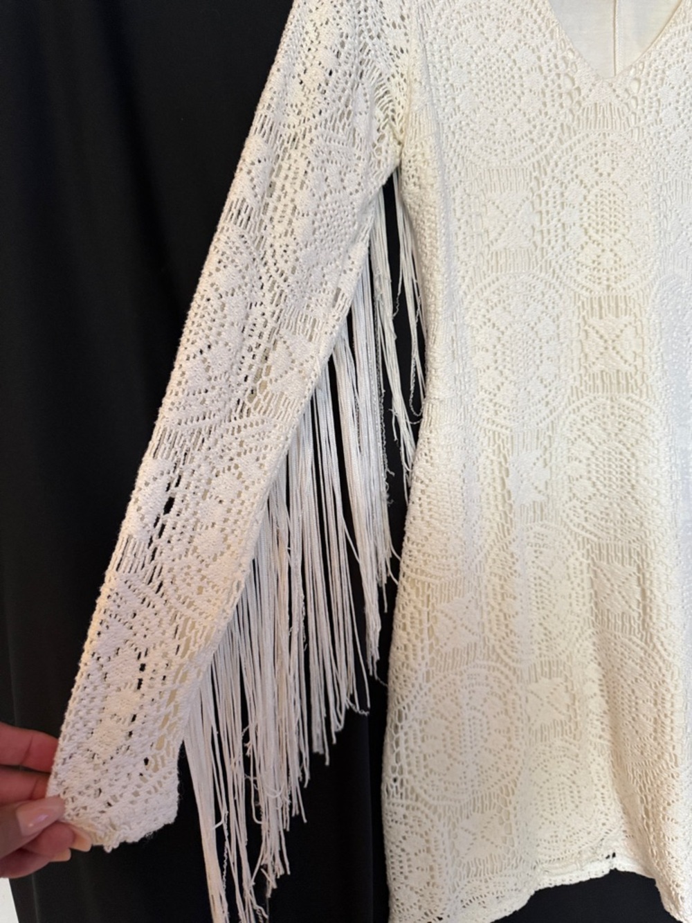 Idyllwind White Crochet Fringe V-Neck Long-Sleeve Dress - Picture 3 of 4